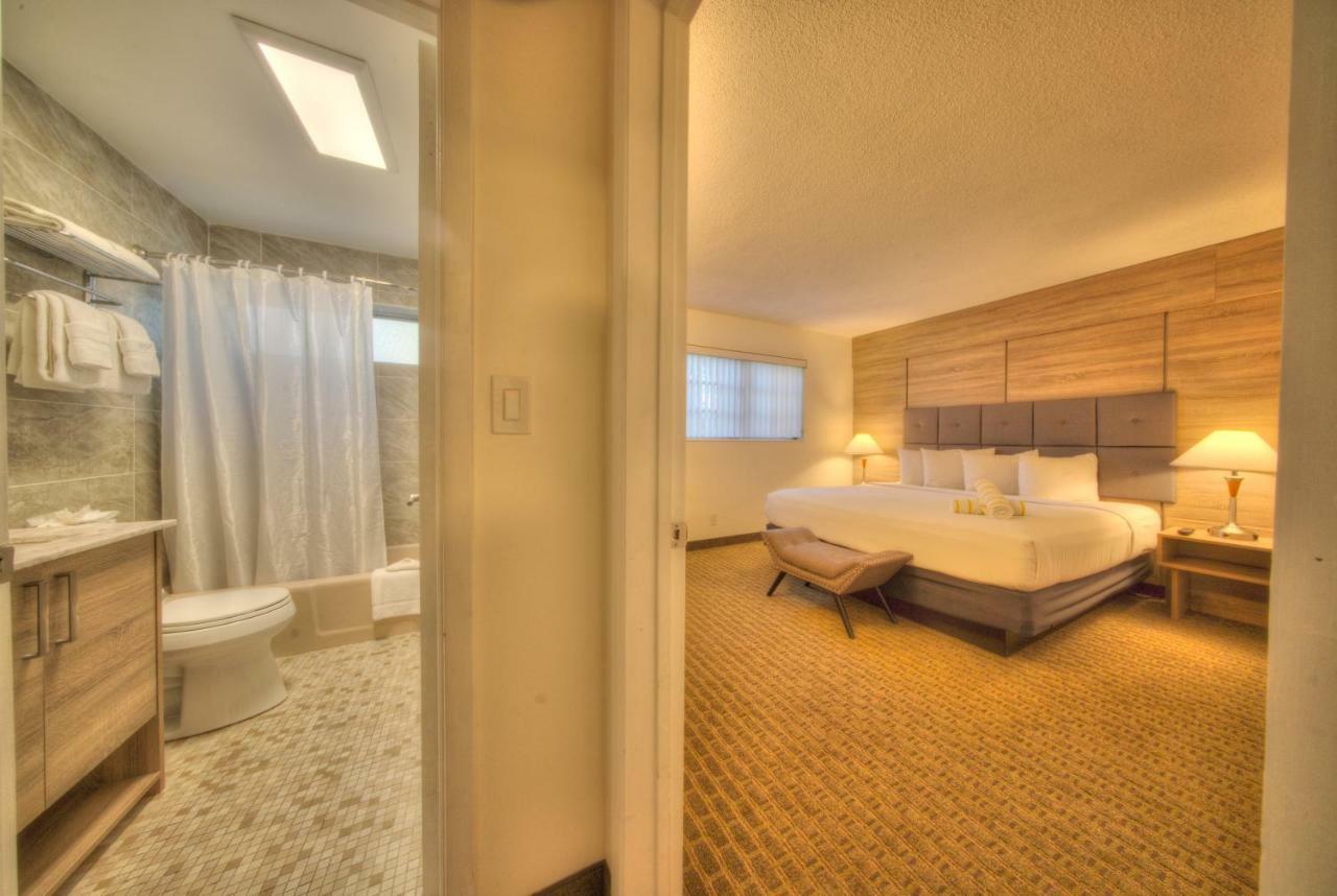 Club Lux Resort By The Beach Deerfield Beach Exteriör bild